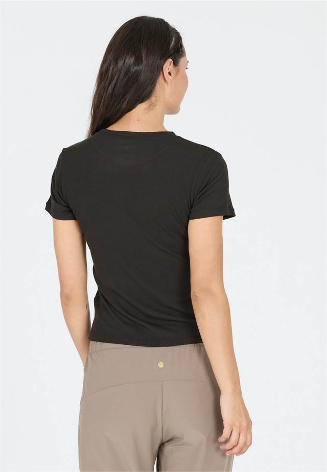 ATHLECIA Funktionsshirt »Tinashe« im simplen und schnelltrocknenden Design