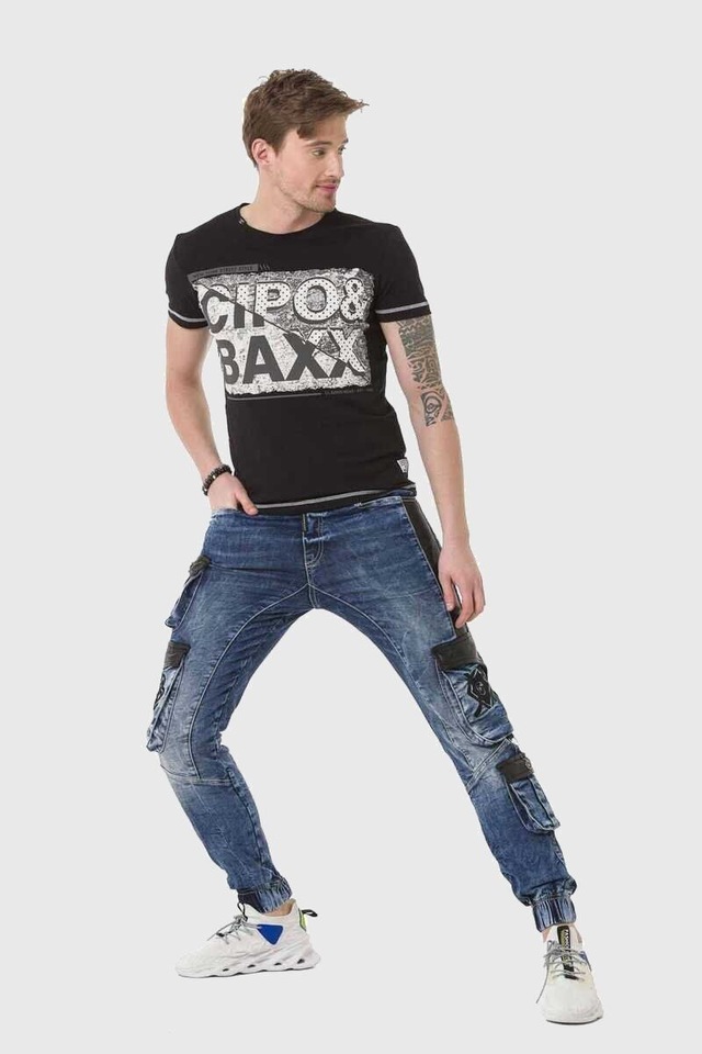 Cipo & Baxx Cargojeans »Hose« Lässige Details und Applikationen