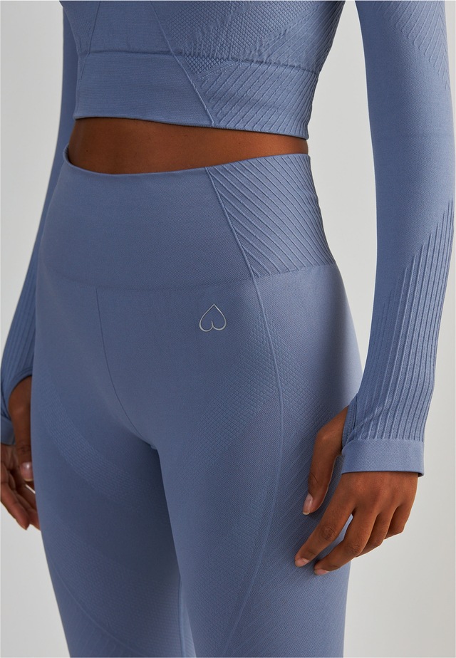 BeShaped Trainingstights »Femme Force« mit angesagtem Jacquard-Muster