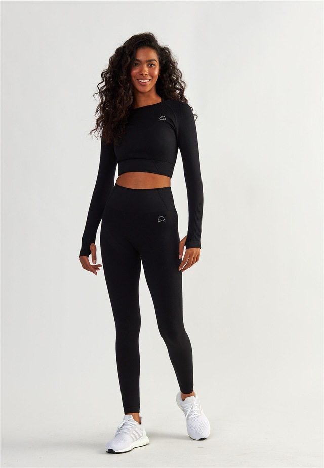 BeShaped Trainingstights »Femme Force« mit angesagtem Jacquard-Muster