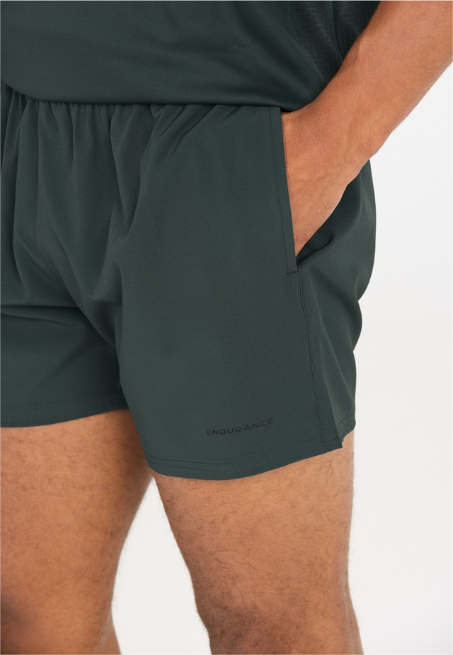 ENDURANCE Shorts »Kros« mit praktischem Dehnbund