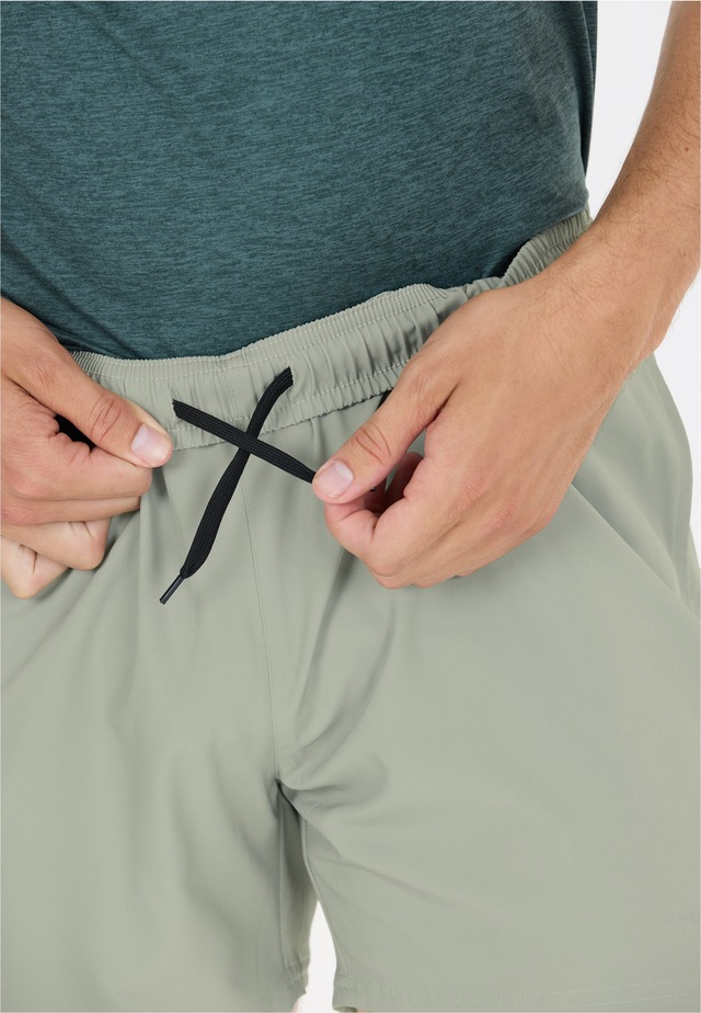 ENDURANCE Shorts »Kros« mit praktischem Dehnbund