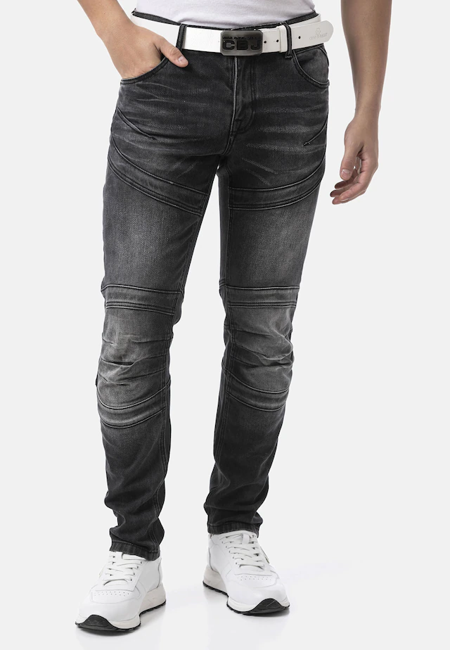 Cipo & Baxx 5-Pocket-Jeans »CD876« mit stylischer Waschung