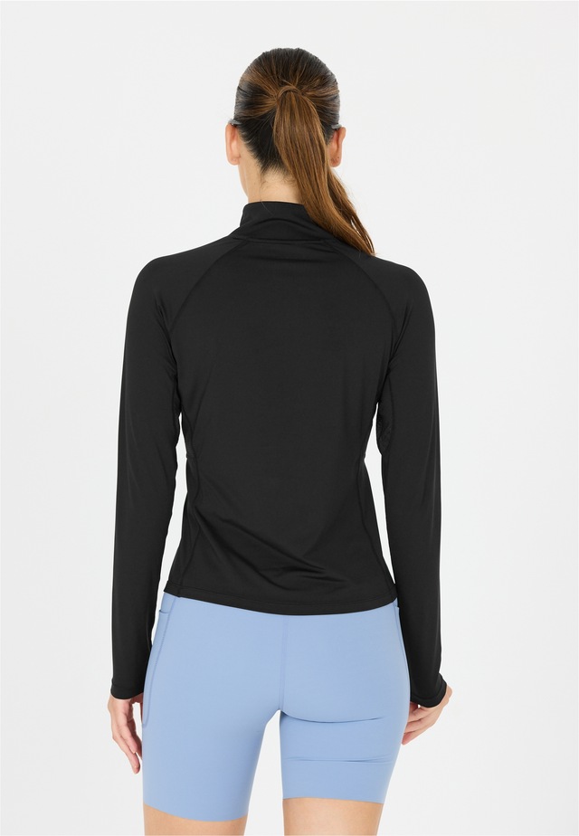 ENDURANCE Strickpullover »Chrissie« mit elastischer Passform