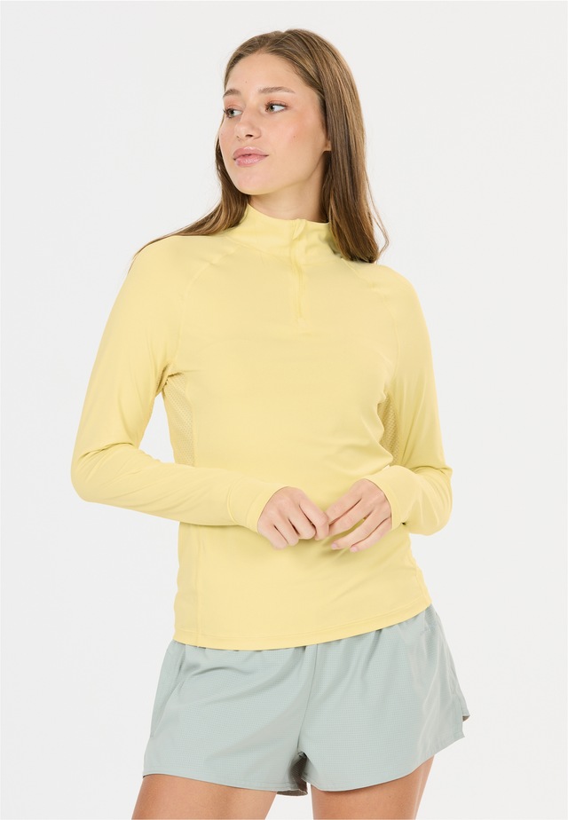 ENDURANCE Strickpullover »Chrissie« mit elastischer Passform