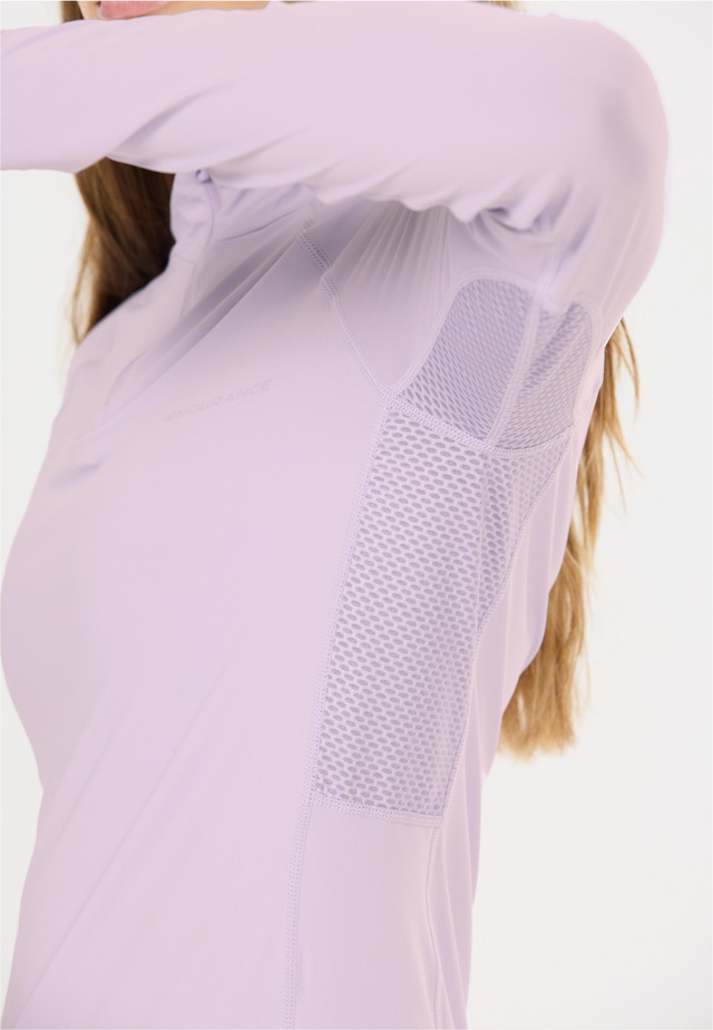ENDURANCE Strickpullover »Chrissie« mit elastischer Passform