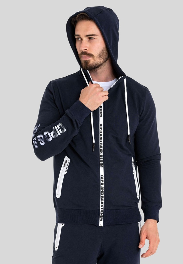 Cipo & Baxx Trainingsanzug »HOMEWEAR« 2 Stk. mit Allover-Musterung