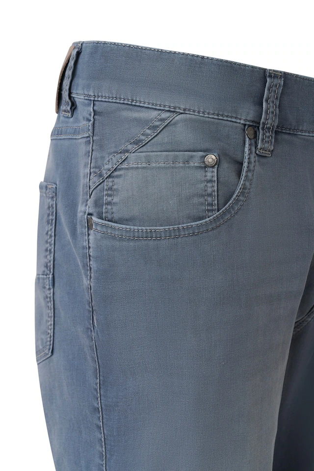 bugatti 5-Pocket-Jeans mit Stretchfunktion