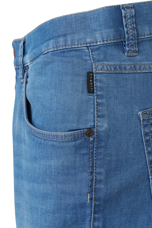bugatti 5-Pocket-Jeans mit Stretchfunktion