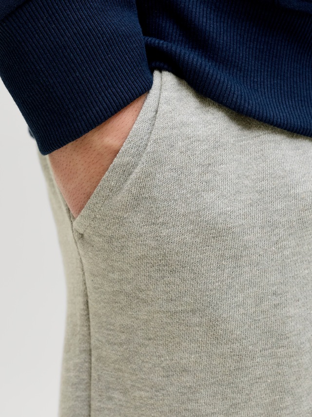 Jack & Jones Laufshorts »JPSTGORDON ARCHIVE SWEAT SHORTS MID SN« mit Kordelzug