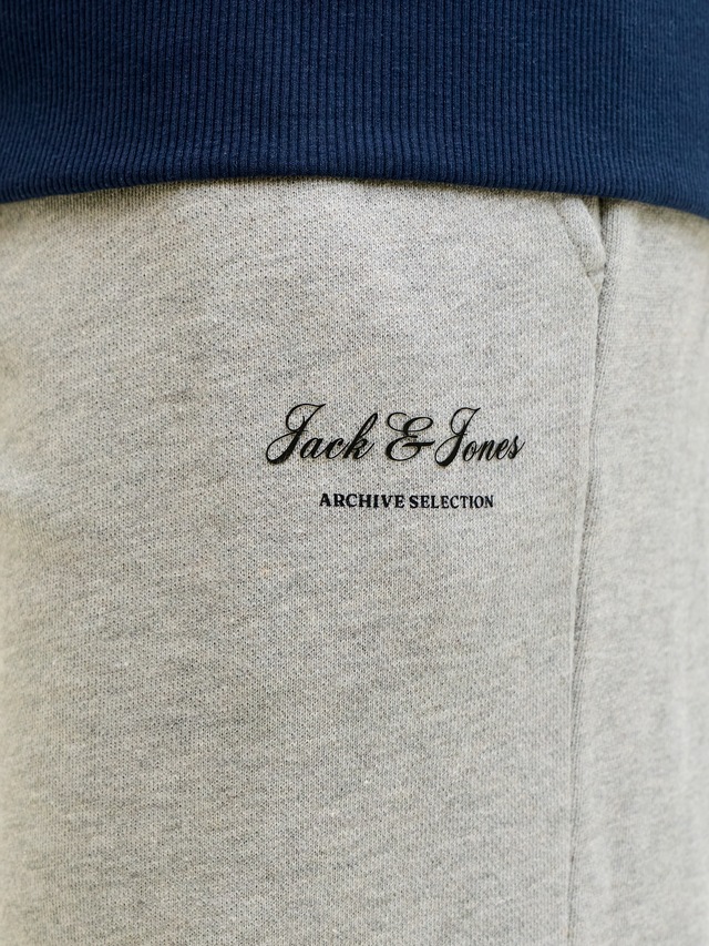 Jack & Jones Laufshorts »JPSTGORDON ARCHIVE SWEAT SHORTS MID SN« mit Kordelzug