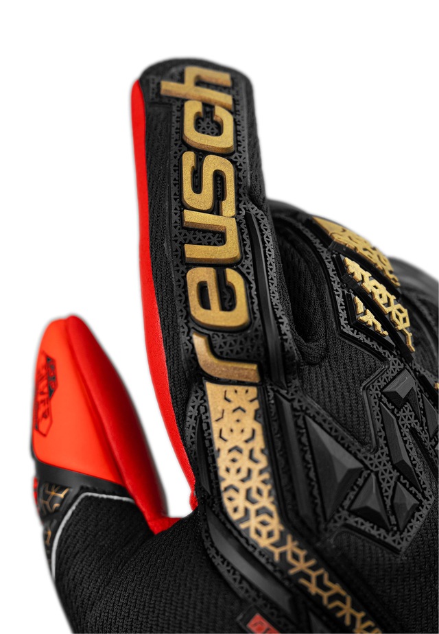 Reusch Torwarthandschuhe »Attrakt Freegel Silver« mit Evolution Negative Cut