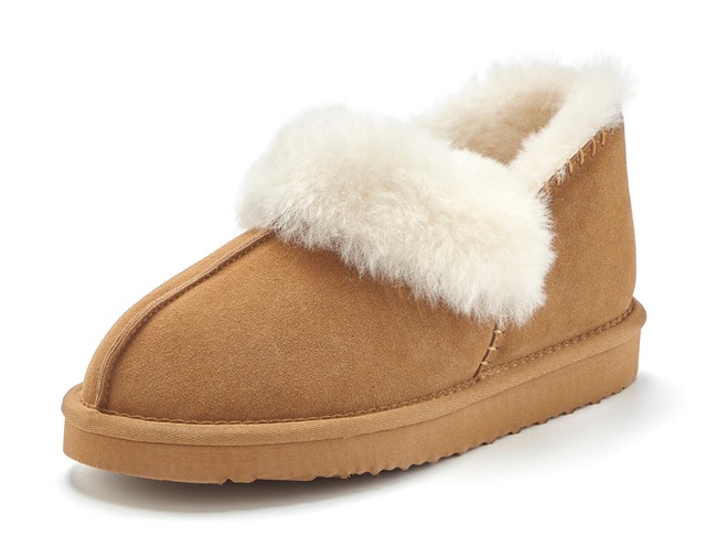 Vivance Dreams by Lascana Hausschuh »Plüsch Hausschuh, Pantolette, Pantoffel, Homeslippers« mit kuscheligem Lammfell aus Leder