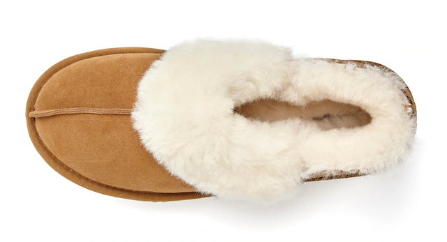 Vivance Dreams by Lascana Hausschuh »Plüsch Hausschuh, Pantolette, Pantoffel, Homeslippers« mit kuscheligem Lammfell aus Leder