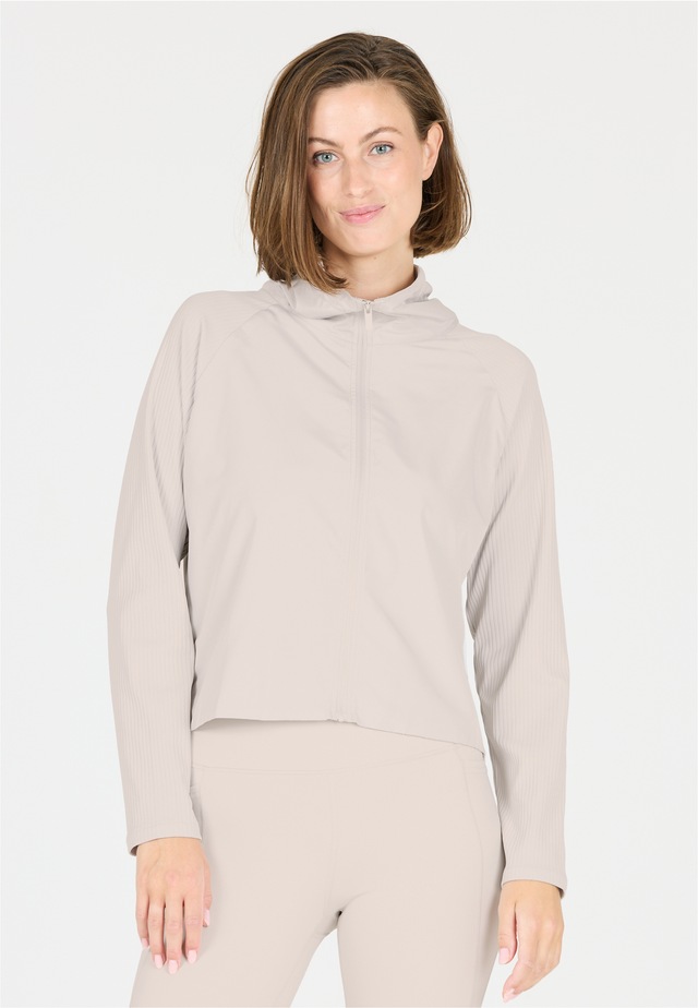 ATHLECIA Outdoorjacke »Aiana« in atmungsaktiver Stretch-Qualität