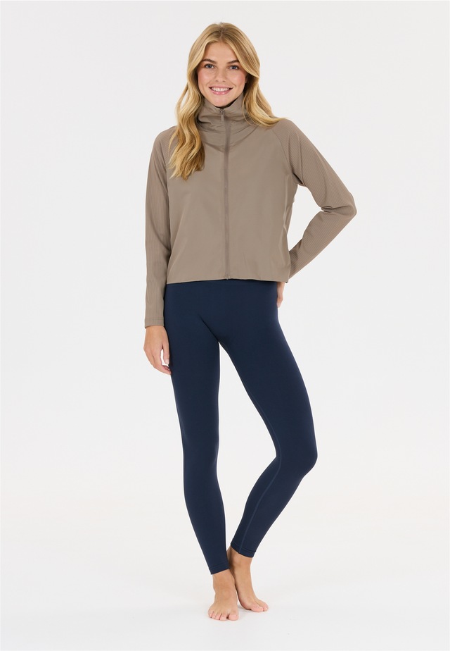 ATHLECIA Outdoorjacke »Aiana« in atmungsaktiver Stretch-Qualität