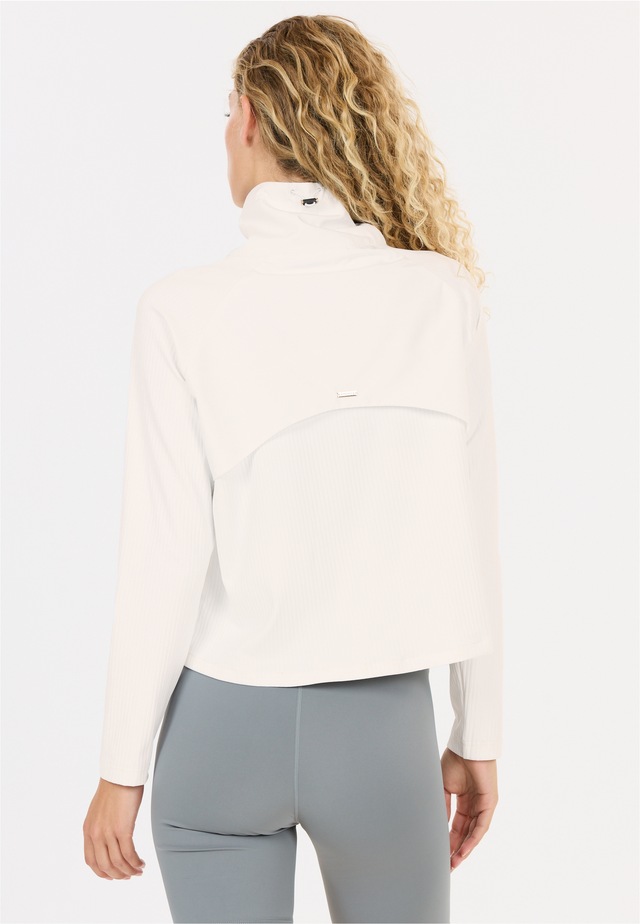 ATHLECIA Outdoorjacke »Aiana« in atmungsaktiver Stretch-Qualität