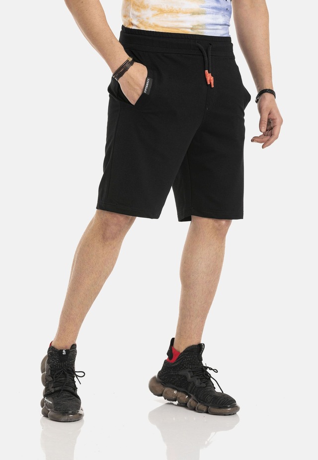 Cipo & Baxx Stoffhose »Shorts« elastischer Bund mit Kordelzug