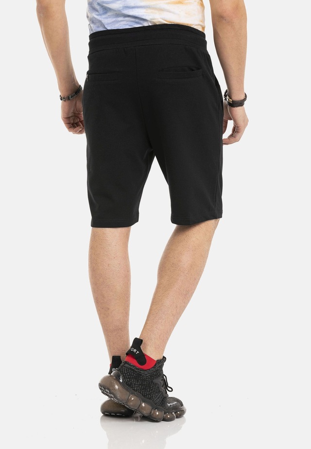 Cipo & Baxx Stoffhose »Shorts« elastischer Bund mit Kordelzug
