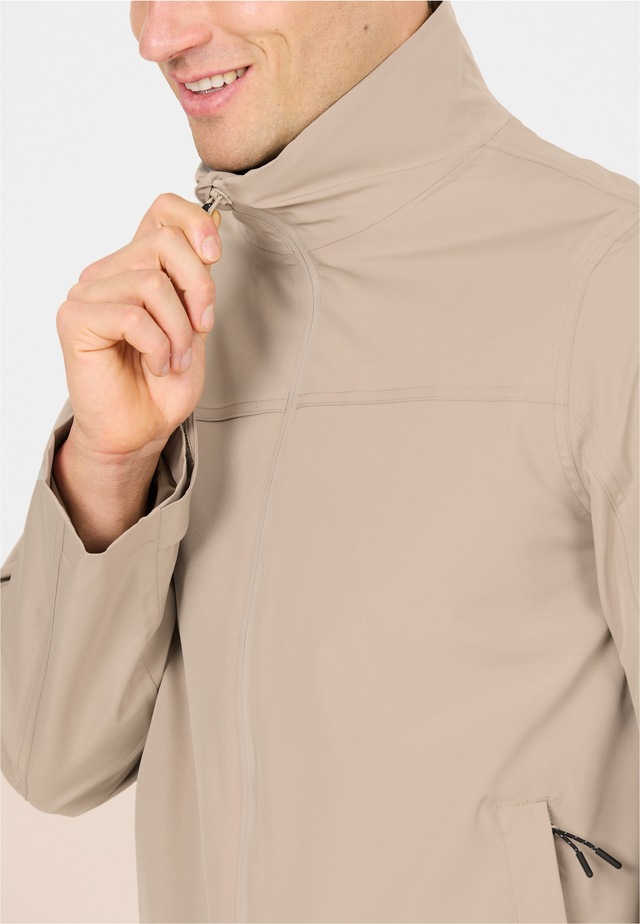 WHISTLER Outdoorjacke »Hakon« aus atmungsaktivem Material