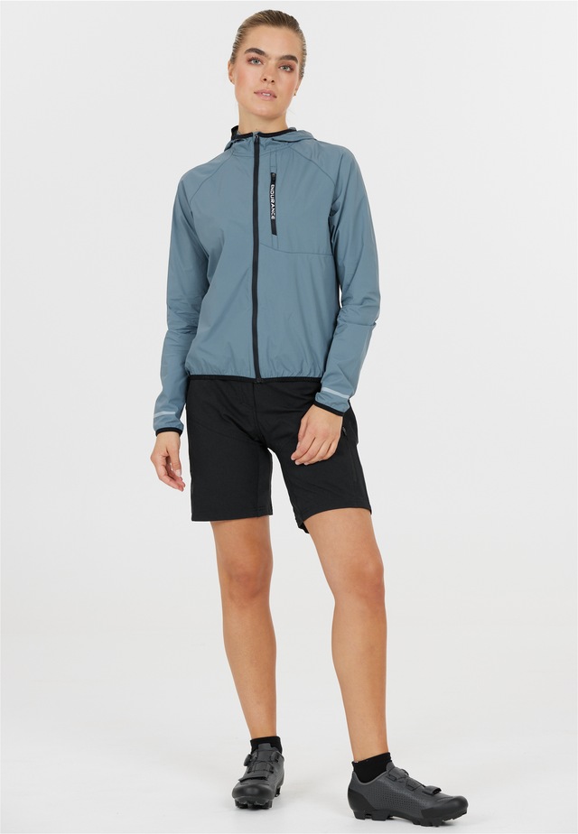 ENDURANCE Radhose »Balhia« mit 4-Wege-Stretch