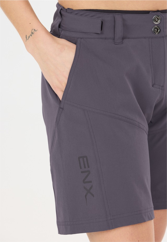 ENDURANCE Radhose »Balhia« mit 4-Wege-Stretch