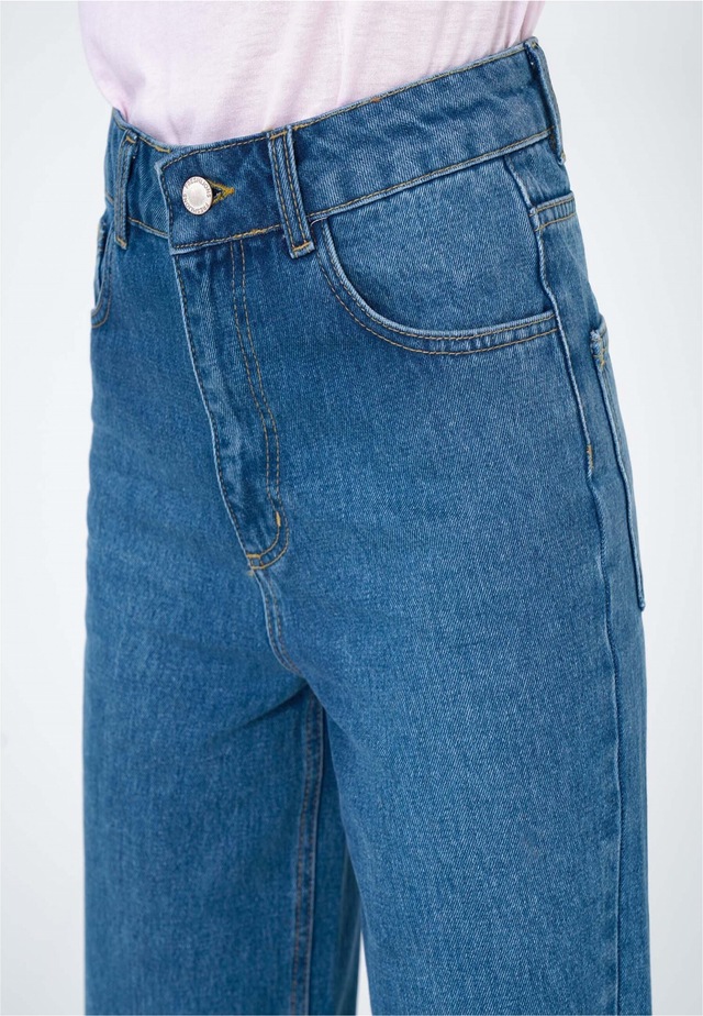 freshlions Bequeme Jeans »Sofia« 1 Stk. mit ausgestelltem Bein