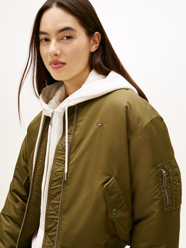 Tommy Jeans Bomberjacke »TJW ESSENTIAL BOMBER JACKET« ohne Kapuze Mit Reißverschlusstaschen an den Ärmeln
