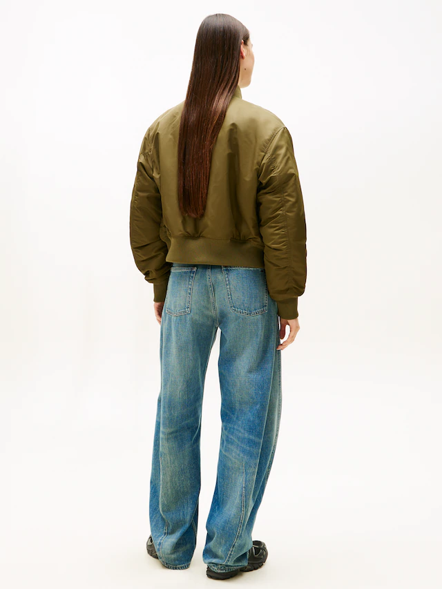 Tommy Jeans Bomberjacke »TJW ESSENTIAL BOMBER JACKET« ohne Kapuze Mit Reißverschlusstaschen an den Ärmeln