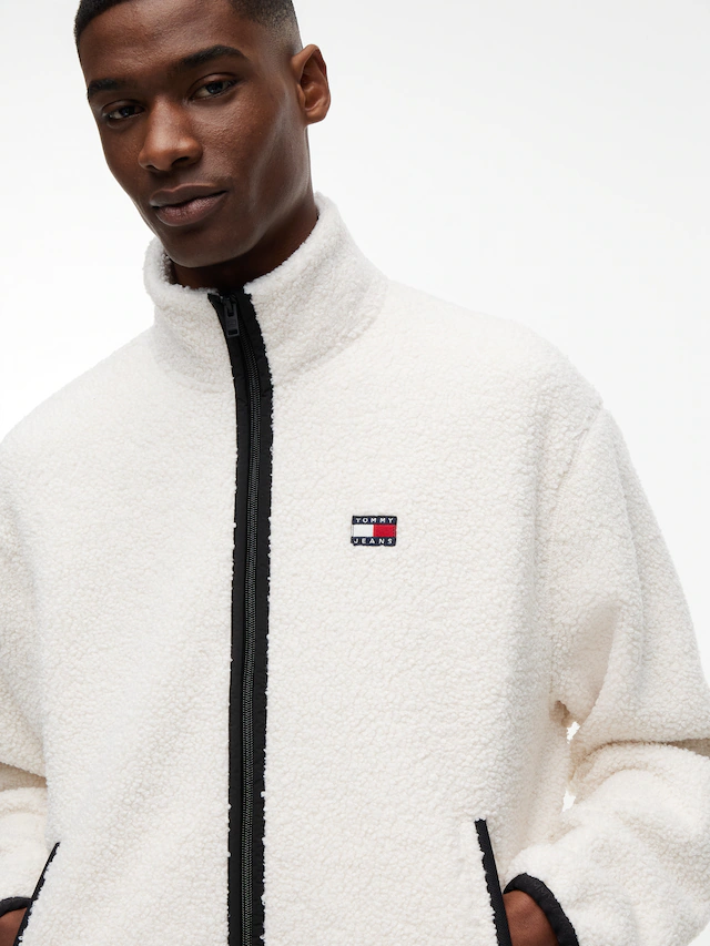 Tommy Jeans »TJM BADGE TEDDY« Stehkragen, Teddyfleece, relaxed fit