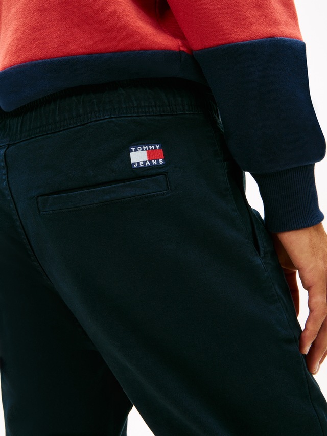 Tommy Jeans Jogger Pants »TJM SCANTON COTTON CANVAS« mit elastischem Bund