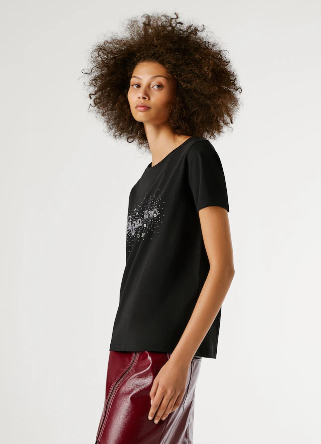 Pepe Jeans T-Shirt »BRADY« mit Rundhals, Nietenapplikation
