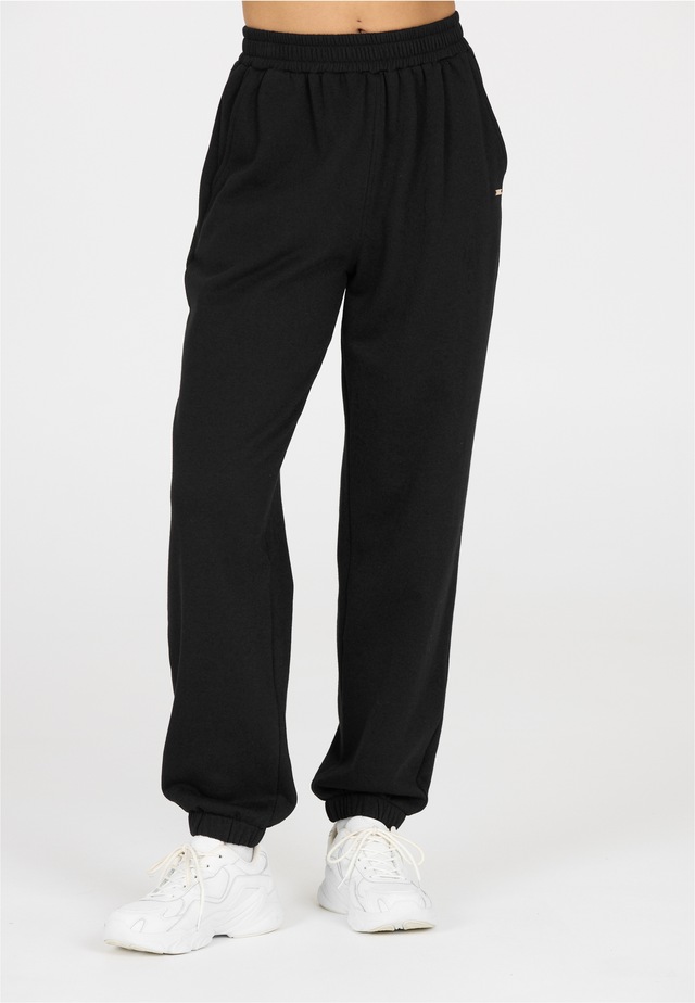 ATHLECIA Sweathose »Carmen« aus extra weichem Material