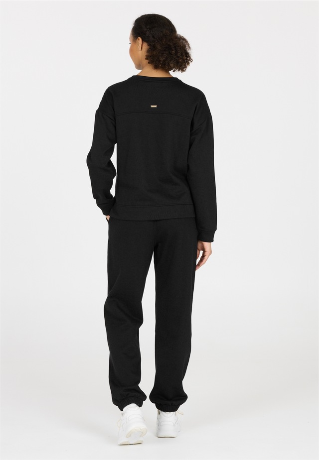 ATHLECIA Sweathose »Carmen« aus extra weichem Material