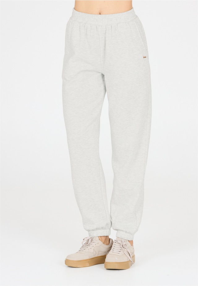 ATHLECIA Sweathose »Carmen« aus extra weichem Material