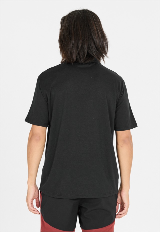 WHISTLER Langarm-Poloshirt »Vale« aus leichtem Material