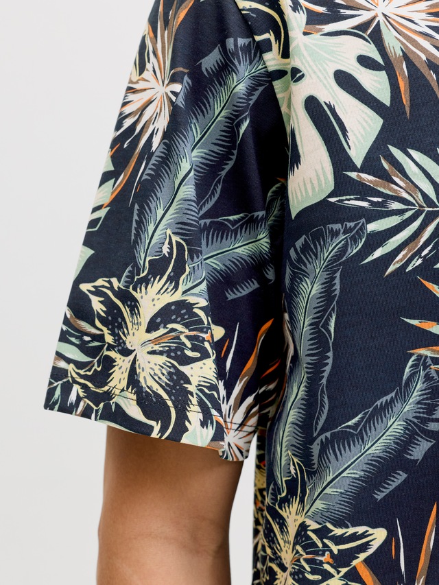 Jack & Jones Rundhalsshirt »JJHONOLULU AOP TEE SS CREW NECK« Baumwolle, regular fit