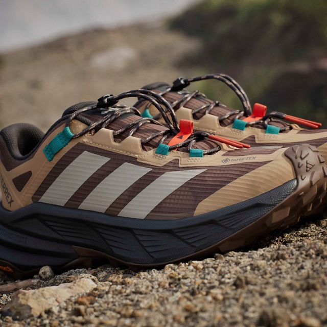 adidas TERREX Wanderschuh »FREEHIKER SL GORE-TEX« wasserdicht dank Gore-Tex Membrane
