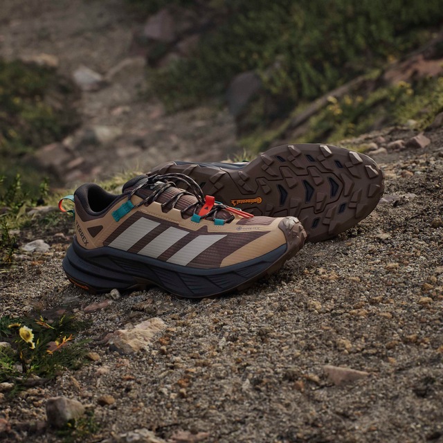 adidas TERREX Wanderschuh »FREEHIKER SL GORE-TEX« wasserdicht dank Gore-Tex Membrane