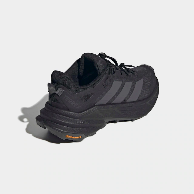 adidas TERREX Wanderschuh »FREEHIKER SL GORE-TEX« wasserdicht dank Gore-Tex Membrane