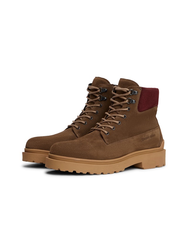 Tommy Jeans Schnürboots »TJM LACE UP BOOT SUEDE« , Blockabsatz, Outdoorboots, mit Ösen, im Bergsteigerlook