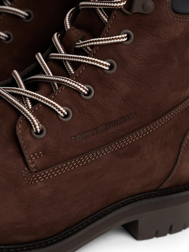 Tommy Hilfiger Schnürboots »FLEX TH OUTDOOR W NBK BOOT« , Blockabsatz, Outdoorschuh mit Ösen, im Bersteigerlook