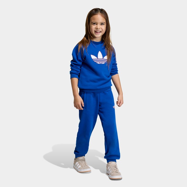 adidas Originals Trainingsanzug »TREFOIL SET MIT RUNDHALSAUSSCHNITT, LOCKER GESCHNITTEN« 2 tlg.