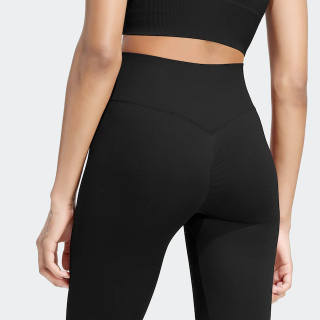 adidas Performance Trainingstights »WORKOUT ESSENTIALS KNIT SCRUNCH 7/8 LEGGINGS« mit climacool® Technologie, für Erwachsene