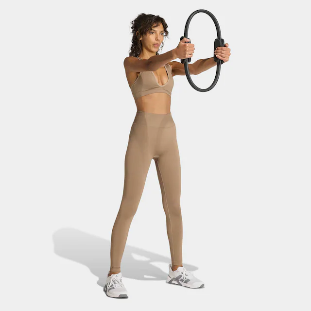 adidas Performance Trainingstights »WORKOUT ESSENTIALS KNIT SCRUNCH 7/8 LEGGINGS« mit climacool® Technologie, für Erwachsene