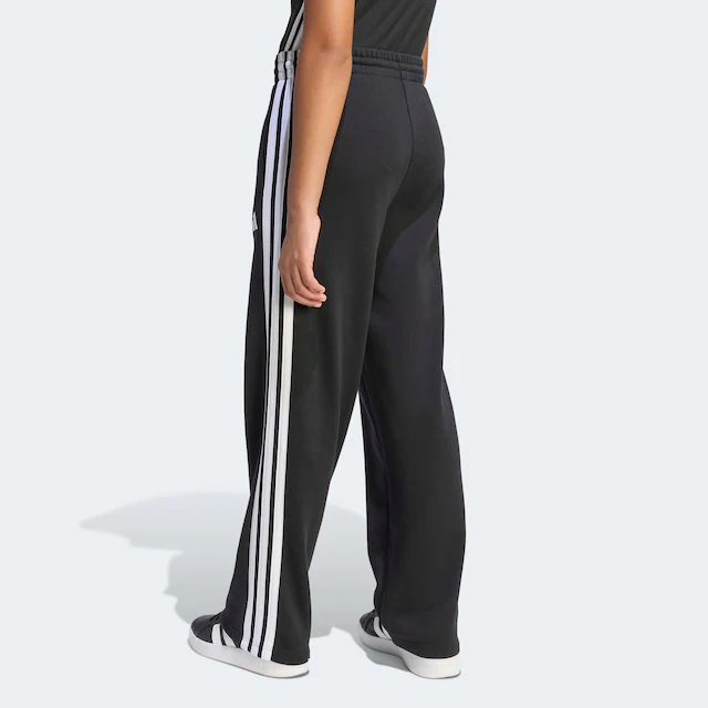 adidas Sportswear Sporthose »ESSENTIALS« für Kinder, aus Baumwolle, mit Gummizug, normal-weite Passform