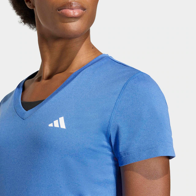 adidas Performance T-Shirt »ADIDAS WORKOUT ESSENTIALS MIT V-AUSSCHNITT« mit V-Ausschnitt, ohne Verschluss