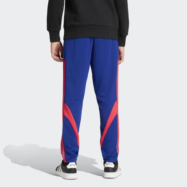 adidas Sportswear Sporthose »HOUSE OF TIRO COLORS OF, HOHER BUND, WEITES BEIN« mit normal-weiter Passform, ohne Verschluss