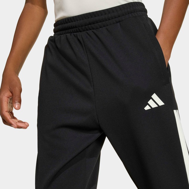 adidas Sportswear Sporthose »HOUSE OF TIRO COLORS OF, HOHER BUND, WEITES BEIN« mit normal-weiter Passform, ohne Verschluss