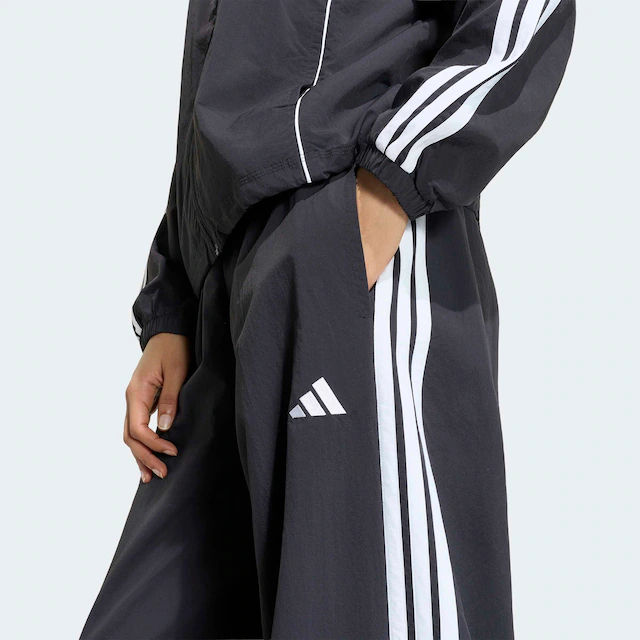 adidas Sportswear Sporthose »ICONIC, GEWEBT, WEITES BEIN«